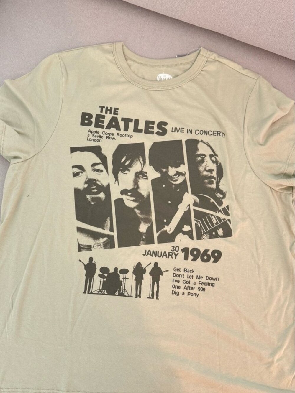 The Beatles Rooftop Concert Graphic Tee Women's Size XXL NWT Band Shirt - Picture 2 of 8